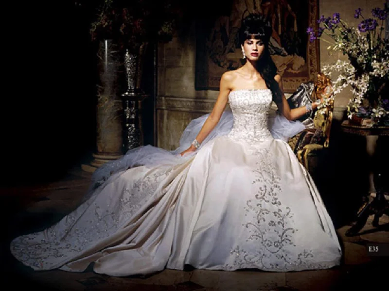 Stock Clearance Eve of Milady Exquisite Eve of Milady E35 ball gown dress