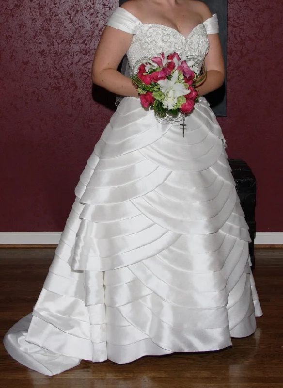 Lowest Price Stephen Yearick Coture Ball Gown