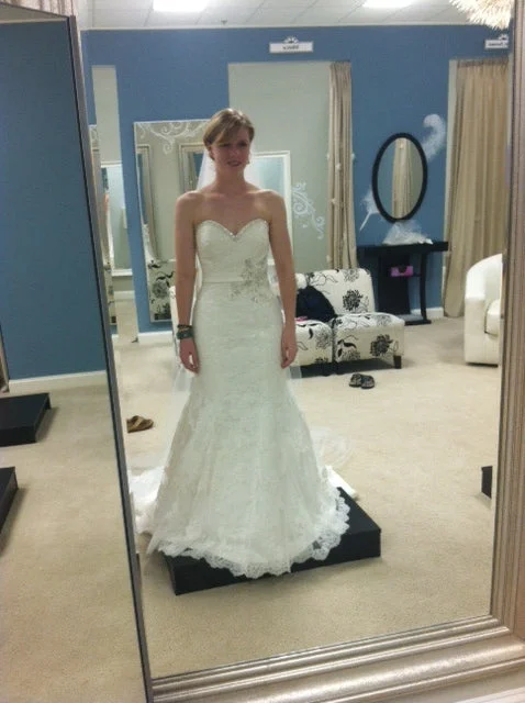Early Access Other Allure 2501 Size 4