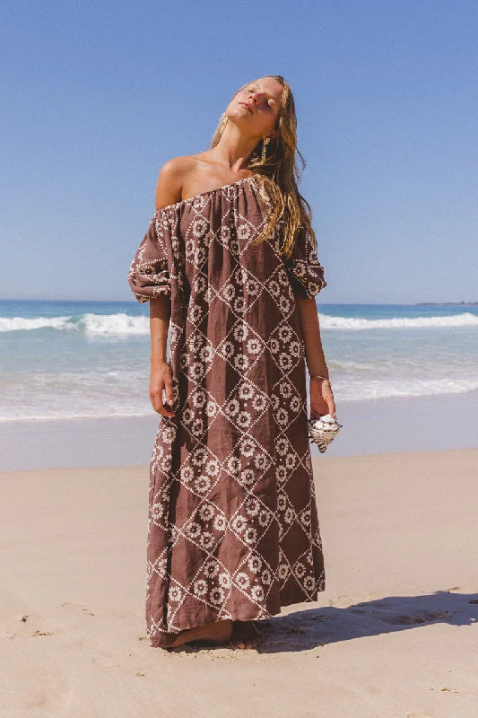 Stock Clearance Dahlia Midi Dress ~ Maple