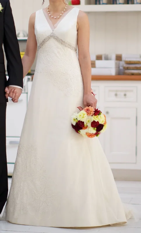 Limited Time Offer Vera Wang --
