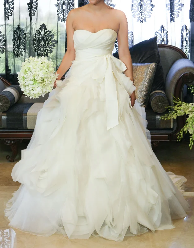 Hurry In Vera Wang Diana