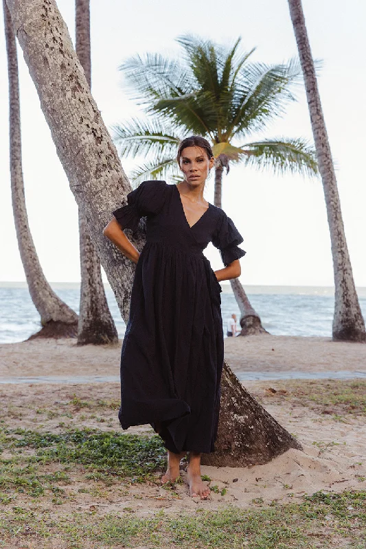 Season Finale Sale Uma Maxi Dress ~ Black
