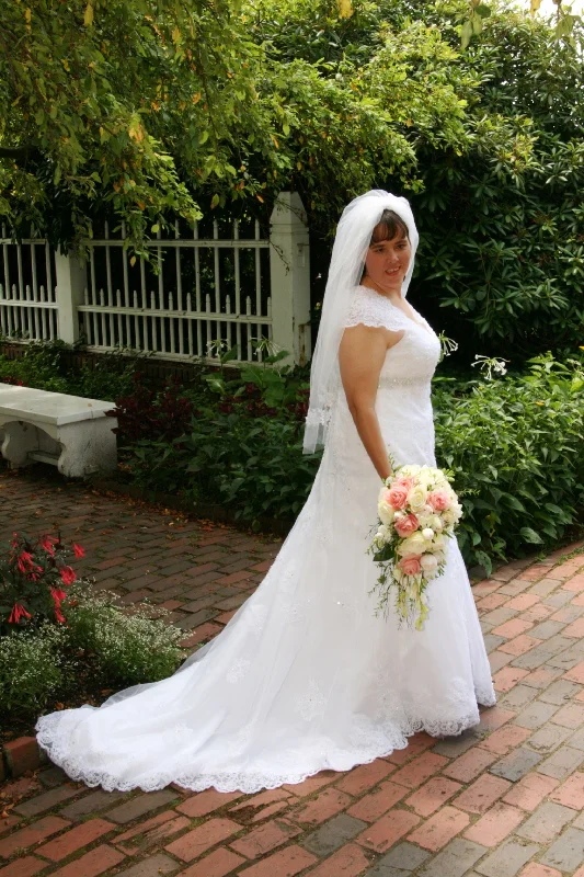 Extra Savings David's Bridal T3299