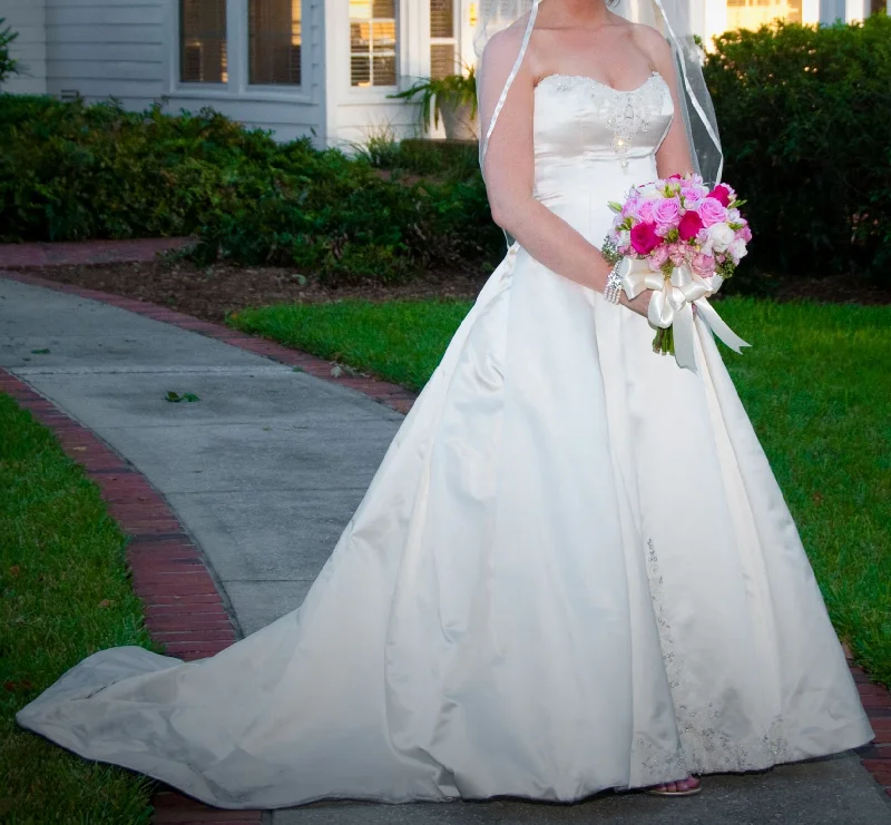 Exclusive Offers Reem Acra Strapless