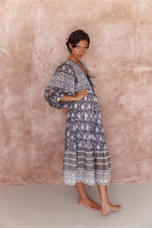 Doorbuster Deal Jasmine Midi Dress ~ Charcoal