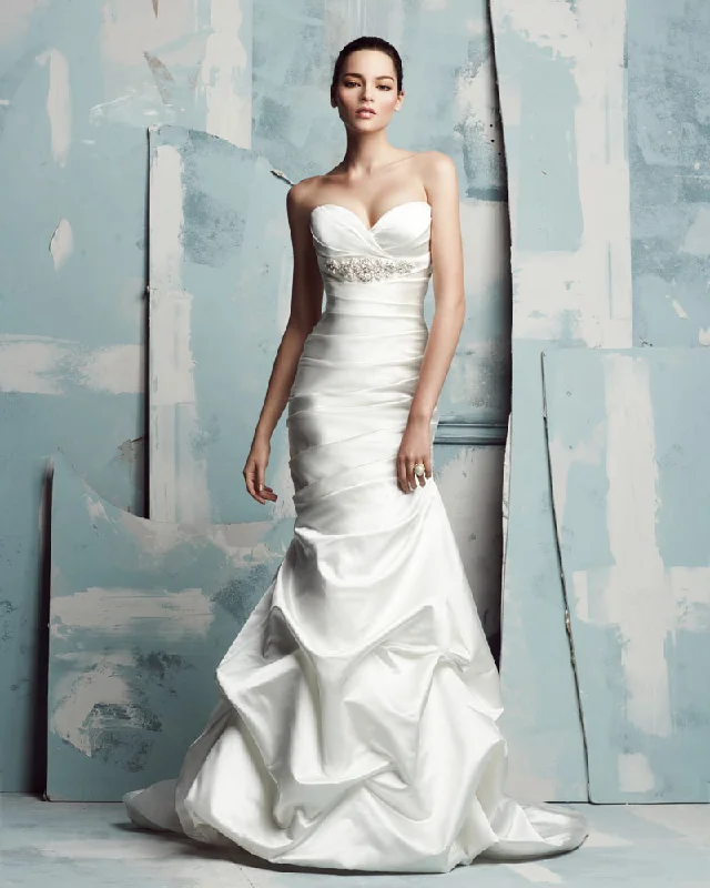 Clearance Items Paloma Blanca 4111