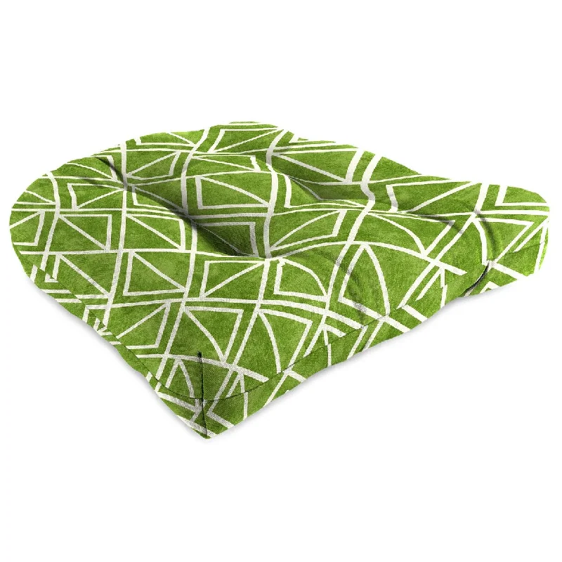 Price Reduction 18" x 18" Green Diamond Contoured Outdoor Wicker Seat Cushion - 18'' L x 18'' W x 4'' H Price Reduction 18" x 18" Green Diamond Contoured Outdoor Wicker Seat Cushion - 18'' L x 18'' W x 4'' H
