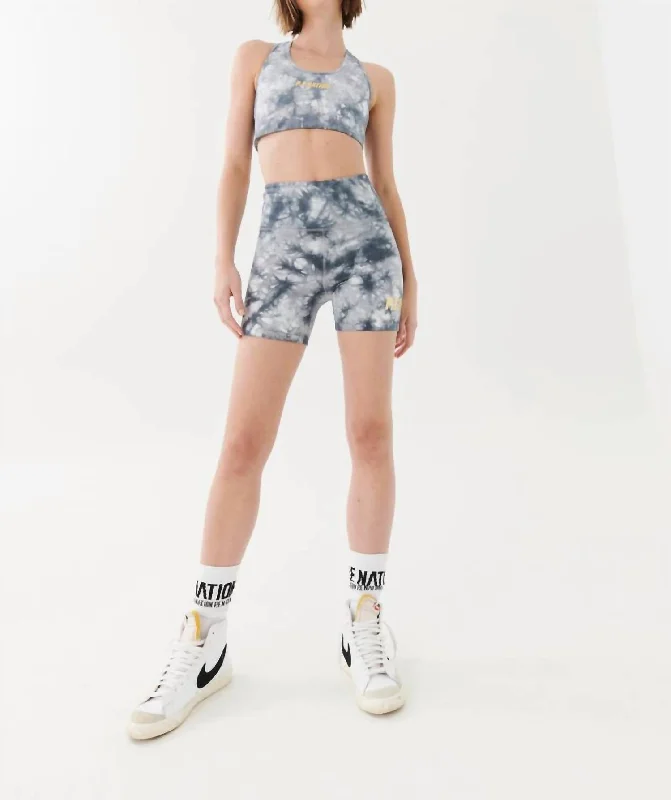 Friends and Family Sale Ascend Short In Dark Shadow