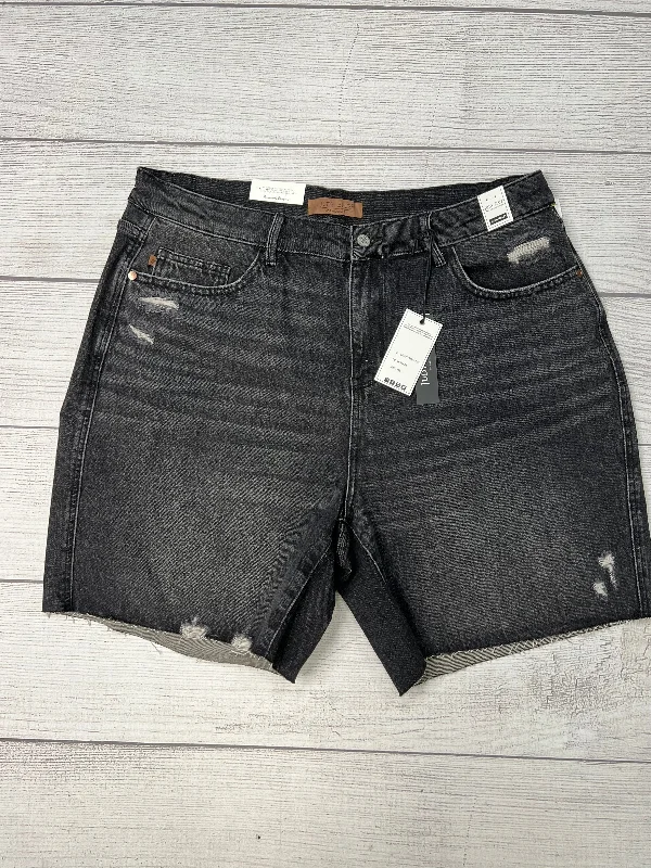 Limited Availability Shorts By Judy Blue In Black, Size: 3x