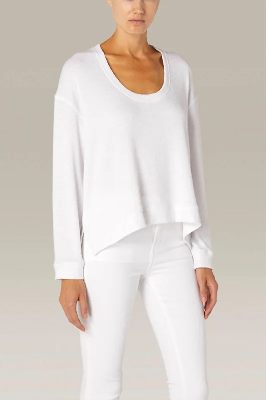 Savings Event Boucle Cropped Horseshoe Neck L/s In White