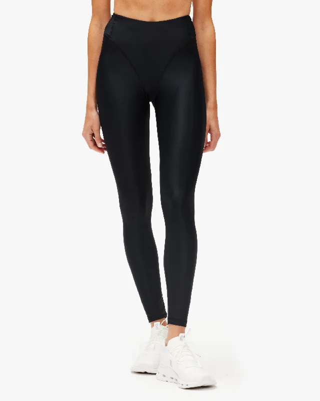 Exclusive Deal District Vision Women's Recycled Pocketed Legging